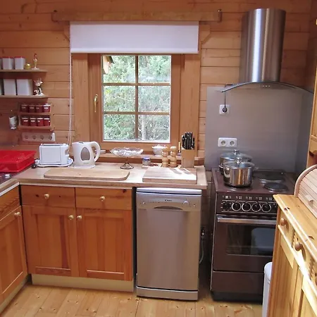 Kompleks wypoczynkowy Village Pivarootsi